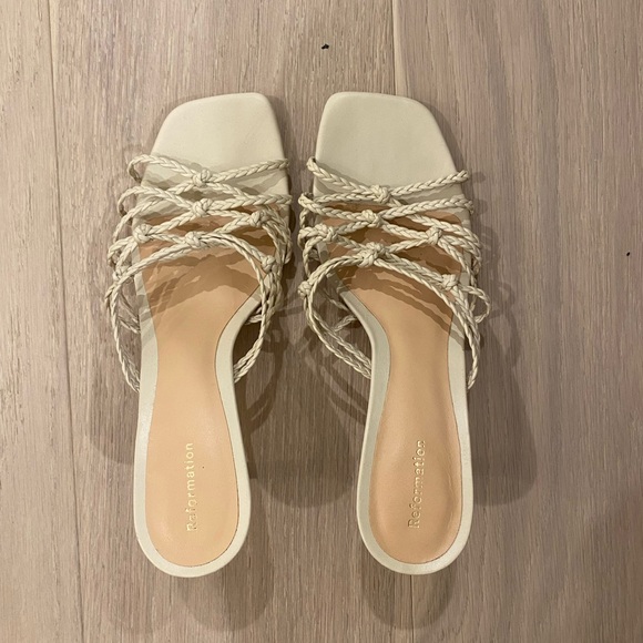 Reformation heel sandals size 8 color ivory new - Picture 3 of 3